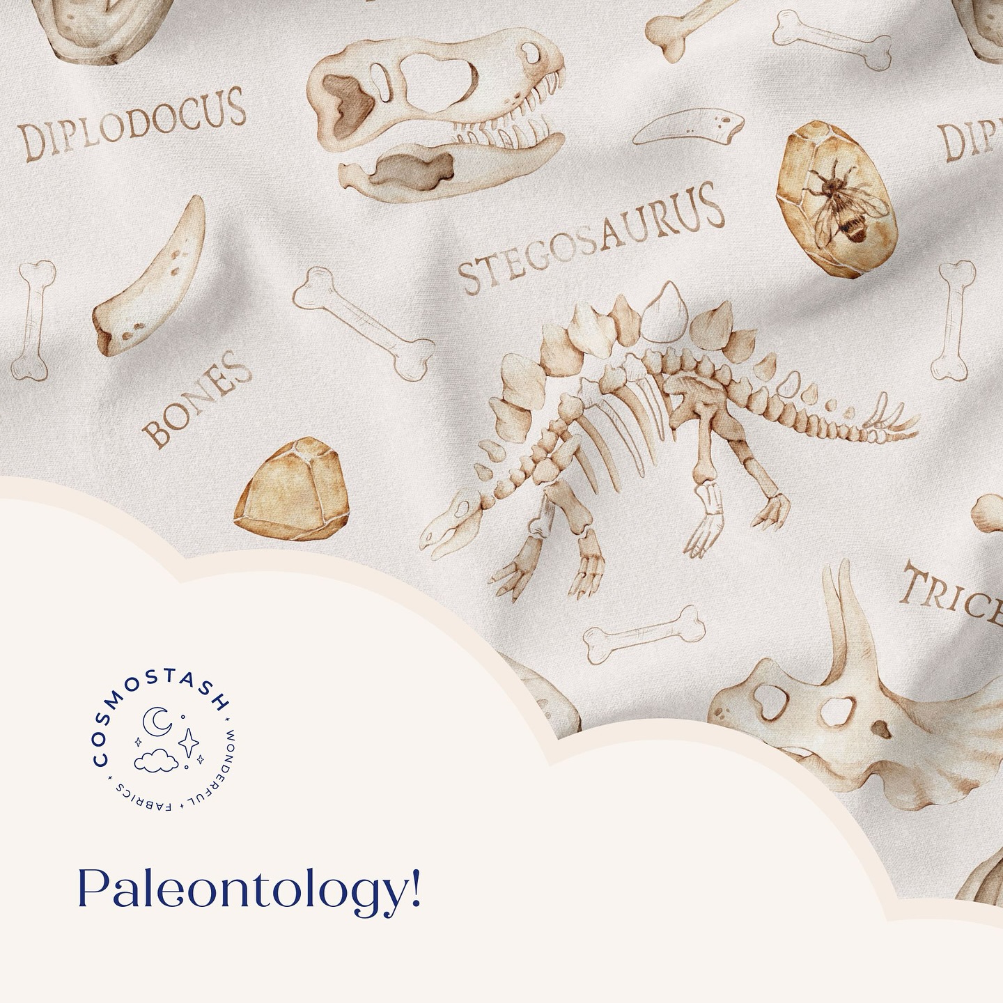 Mamy na sali fanów wykopalisk? 🤭🤍 Muszę Wam powiedzieć, że to aktualny ulubieniec samego Prezesa 😁🦕🦴 I ani trochę się nie dziwię 🥹😅😍🤍 Myślę, że ten wzór pokocha każdy miłośnik dinozaurów! 🦕🤍 Zostaje tylko decyzja- co z niego stworzyć? Bo jak wiecie możliwości z naszymi materiałami niemal się nie kończą 😎😁 Kurtka, kombinezon, bluza, piżamka, pościel, plecak, czy otulacz lub pieluszka? A może zestaw matchy matchy z siostrą lub bratem? 😍 Sky is the limit! 🚀😍Do we have any fans of excavations in the room? 🤭🤍 I have to tell you that this is Presifent’s current favorite pattern 😁🦕 And I’m not surprised at all 😅😍 I think any dinosaur lover will love this pattern! 🦕 The only thing left is to decide - what to create with it? Because, as you know, the possibilities with our fabrics are almost endless 😎😁 Jacket, overalls, sweatshirt, pajamas, bedding, backpack, swaddle or cloth diaper? Or maybe a matchy matcha set with your sister or brother? 😍 Sky is the limit! 🚀😍PUL • Pieluszki wielorazowe • Lycra • Dresówka • Dresówka bawełniana • Dresówka pętelka • Jersey bawełniany • Jersey • French terry cotton • Jersey fabric • RIBB Jersey • RIBB • Prążek RIBB • Drukujemy na dzianinach • Drukujemy na tkaninach • Bawełna • Bawełniane • Bambus • Bambusowe • Wyprawka dla noworodka • Wyprawka dla maluszka • Szycie na maszynie • Szyjemy • Szyjemy dla dzieci • Ubranka dla dzieci • Stylowe ubranka #szycienamaszynie #szyjemy #ubrankadladzieci #szyjenamaszynie #kochamszycie #druknamaterialach #druknadzianinie #druknatkaninach #softshell #muślin #doublegauze #szyciedladzieci #kurtkasoftshell #kurtkadladziecka #ubrankadladzieci #kochamszyć #kochamszycie #dresowkabawelniana
